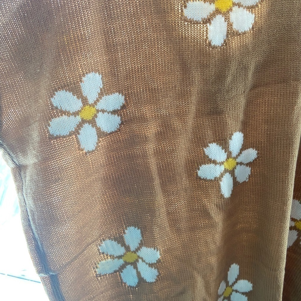 Just Polly‎ tan flowers sweater women's size Large - Picture 4 of 8